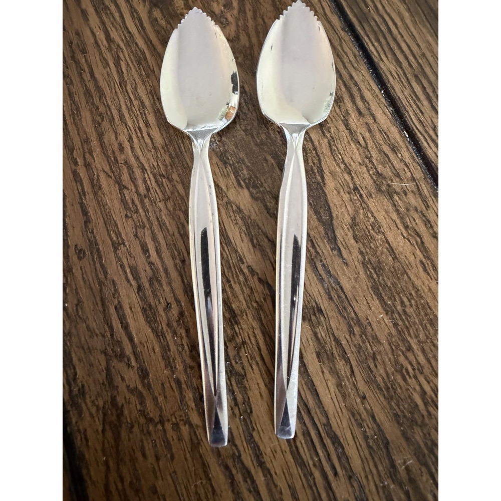 Wm. Rogers Lines Grapefruit Spoons Set of 2 Vintage 1950s Stainless Steel 6"